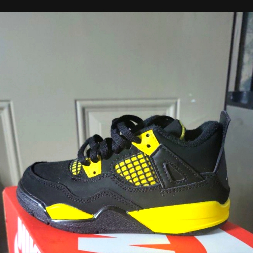 Jordan 4 youth size 11 kids